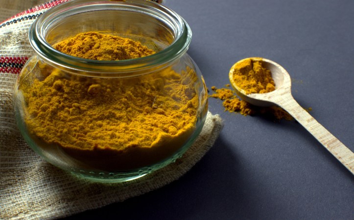 turmeric-3089308_1920.jpg